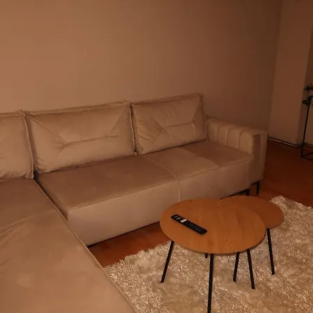 شقة Zuko سراييفو